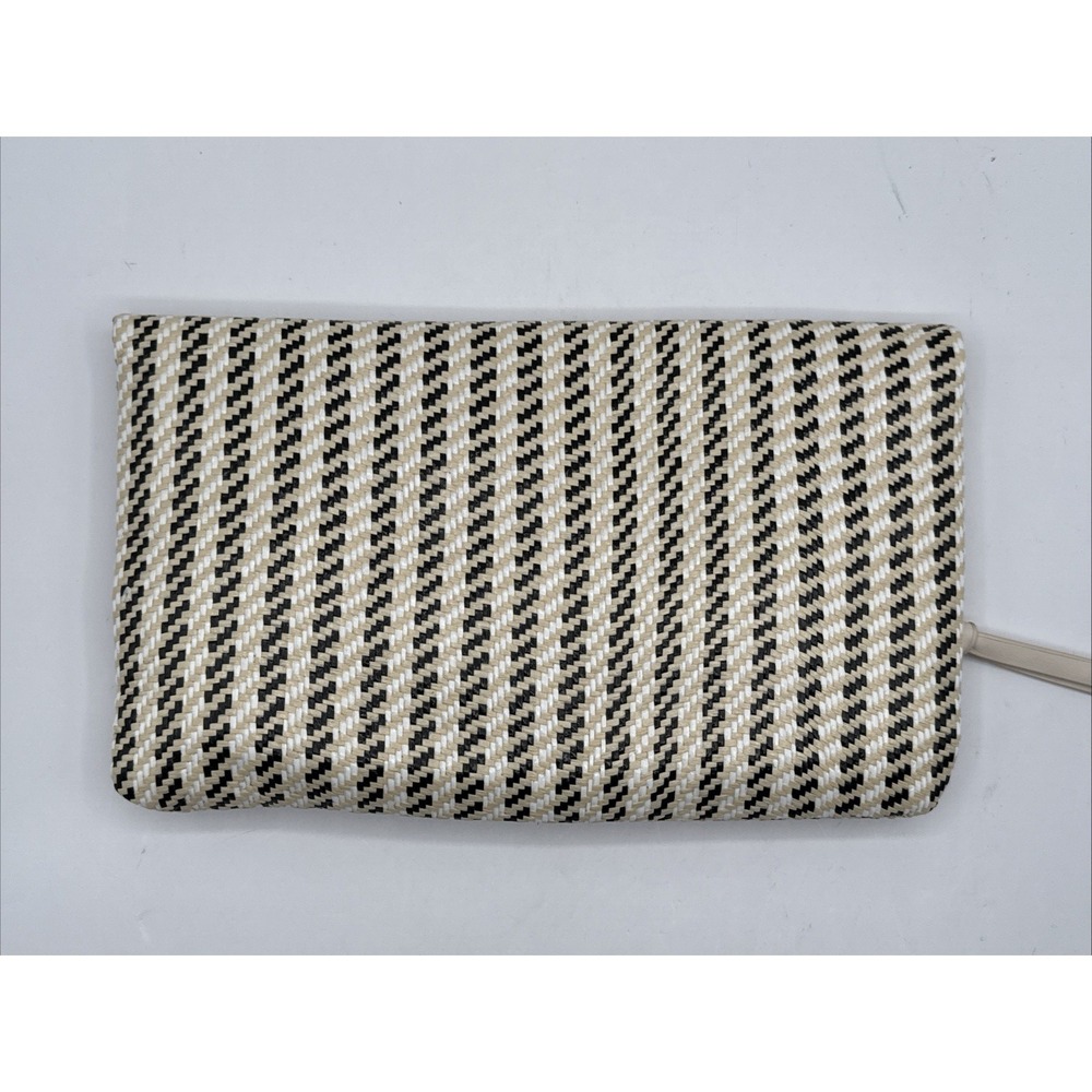 Moda Luxe Straw Cream Black White Foldover Clutch Crossbody Bag Resort Vacation - Picture 2 of 10